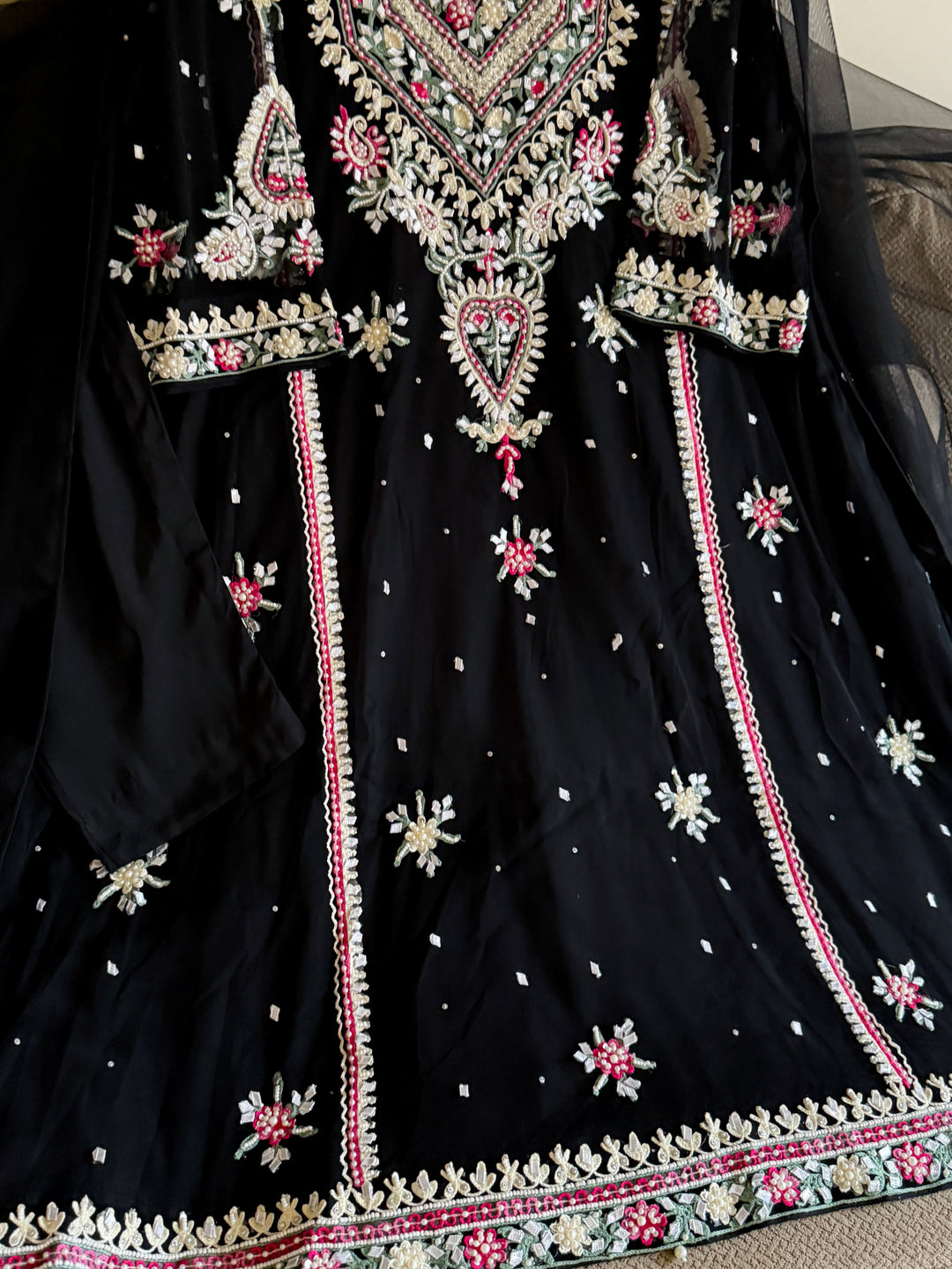 HEAVY PARTYWEAR PEARLWORK SUIT ALPW06