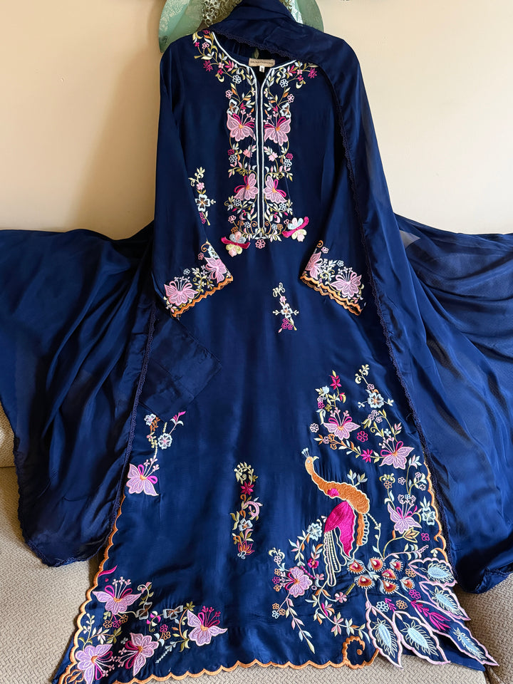 APPLIQUE EMBROIDERED SILK KAFTAN SFKF45