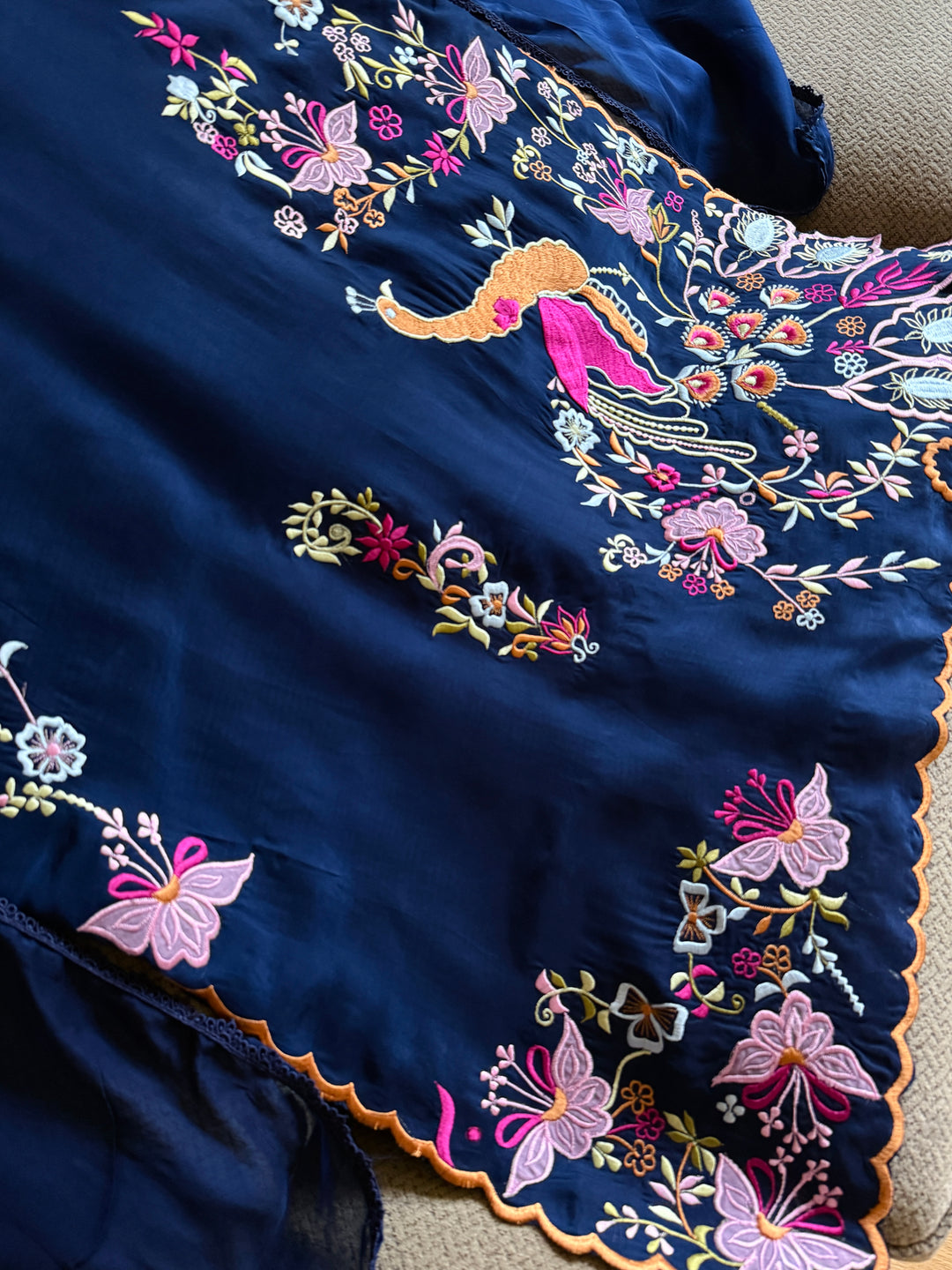 APPLIQUE EMBROIDERED SILK KAFTAN SFKF45