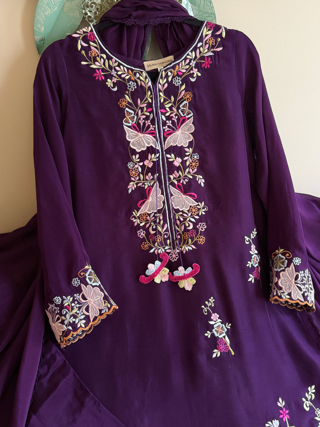 APPLIQUE EMBROIDERED SILK KAFTAN SFKF46