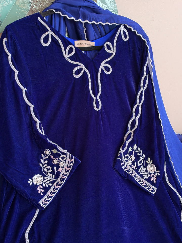 HANDWORK EMBROIDERED VELVET KAFTAN SFKF04
