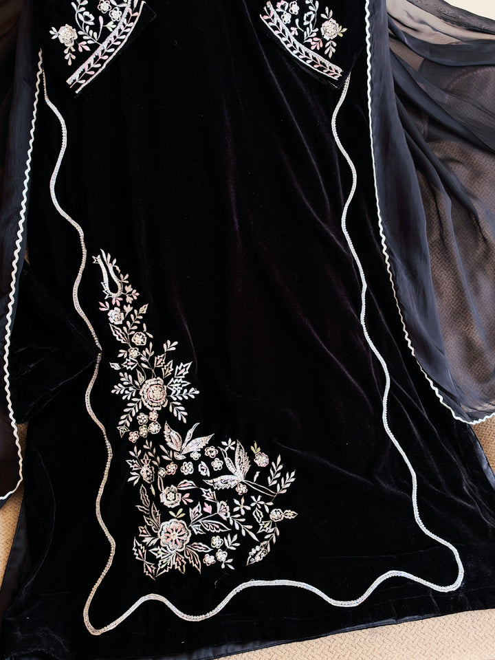 HANDWORK EMBROIDERED VELVET KAFTAN SFKF02