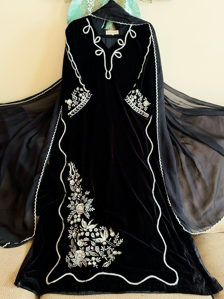 HANDWORK EMBROIDERED VELVET KAFTAN SFKF02