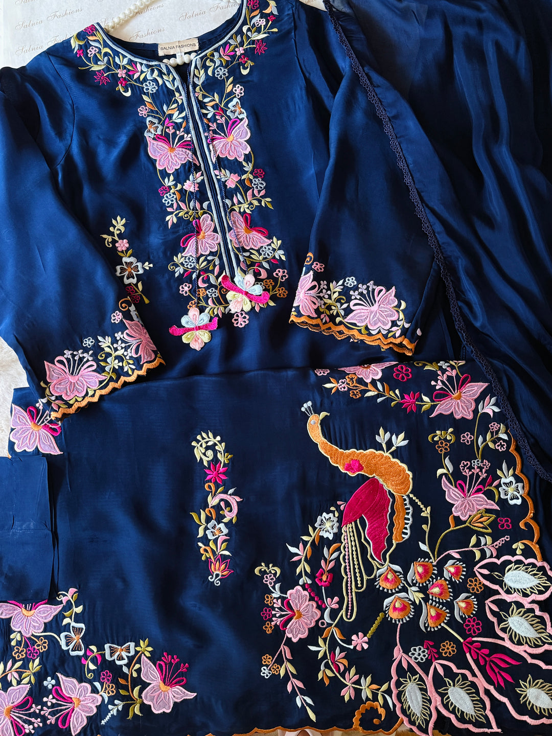 APPLIQUE EMBROIDERED SILK KAFTAN SFKF45