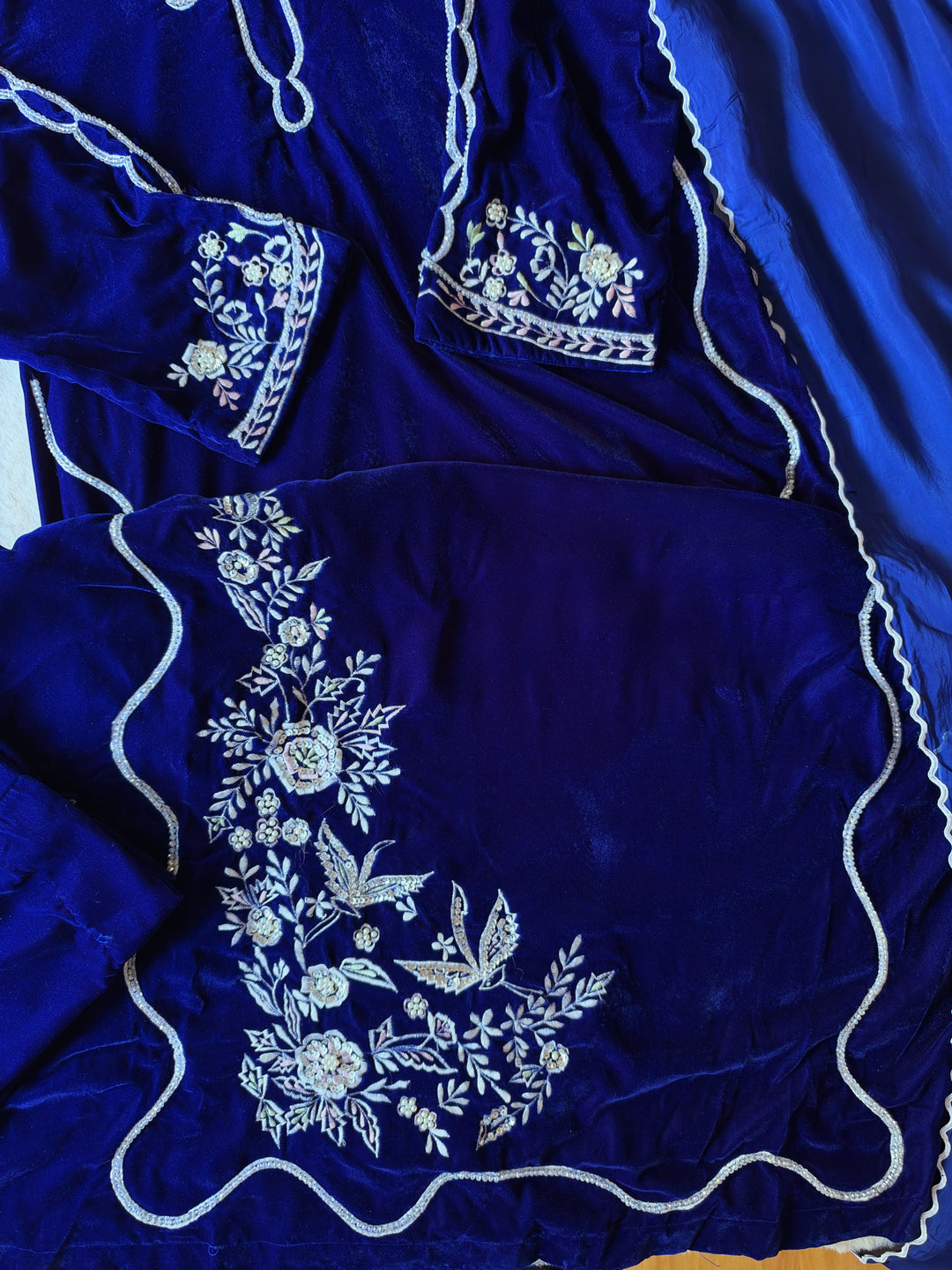 HANDWORK EMBROIDERED VELVET KAFTAN SFKF04