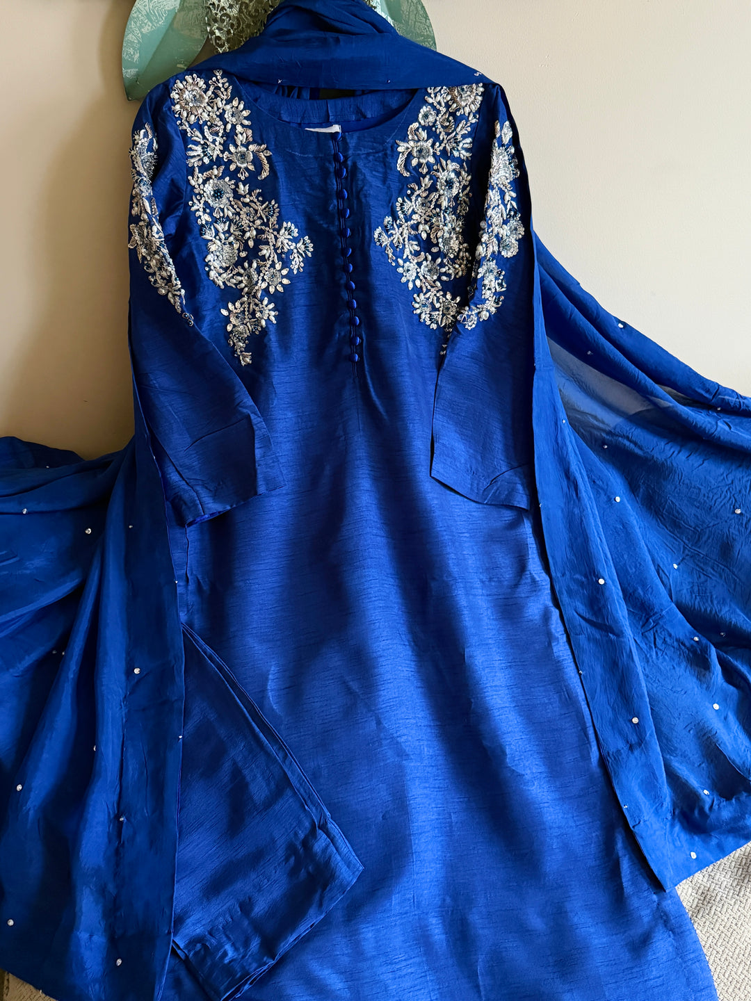 CUSTOM SERIES PARTYWEAR SUIT CSSF01