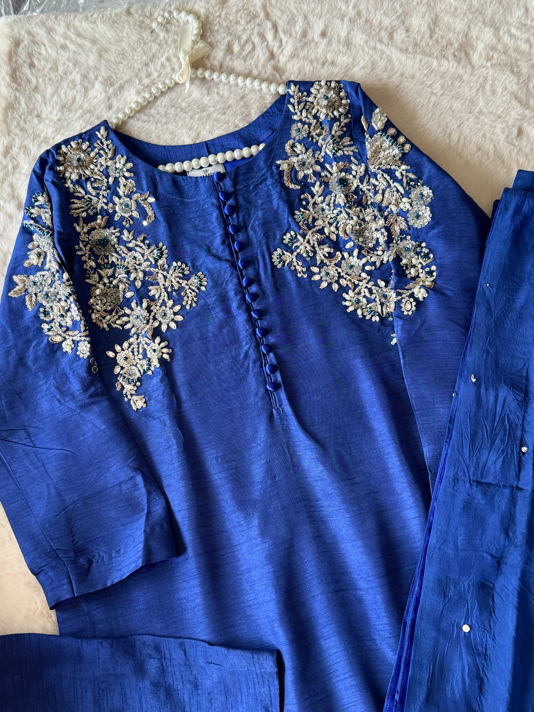 CUSTOM SERIES PARTYWEAR SUIT CSSF01