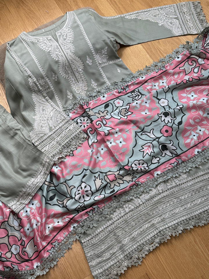 EMBROIDERED LINEN SUIT WITH WOOLEN SHAWL SFLN04