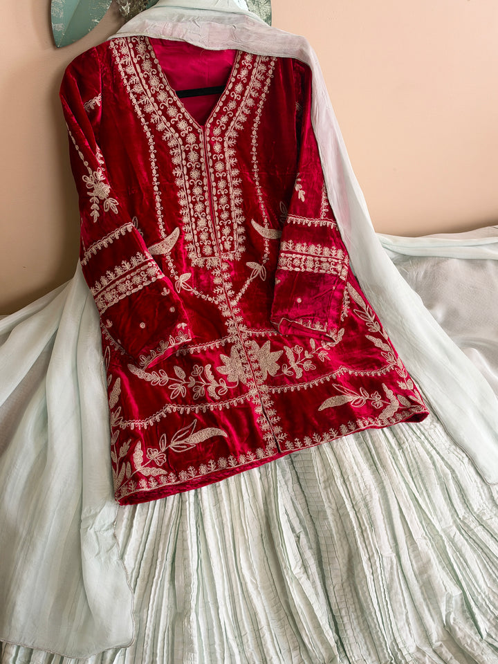 EMBROIDERED VELVET SHARARA SET SFSH03