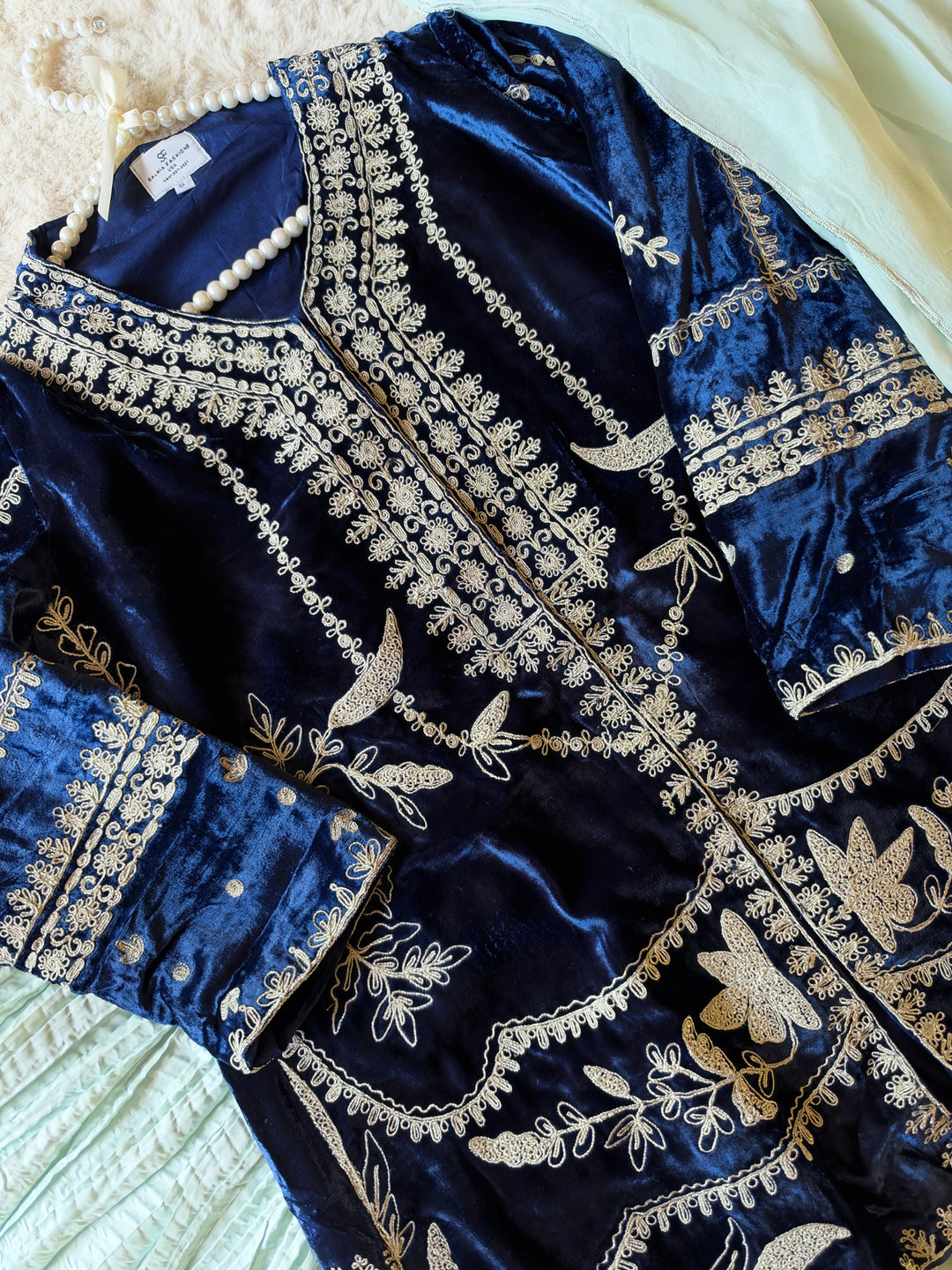 EMBROIDERED VELVET SHARARA SET SFSH01