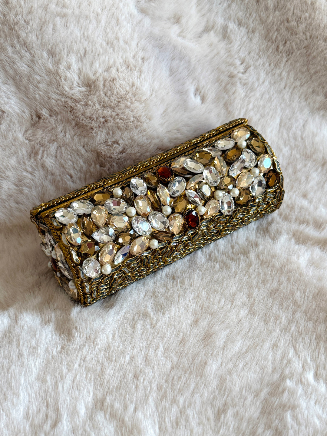 DHOLKI KUNDAN CLUTCH TARA