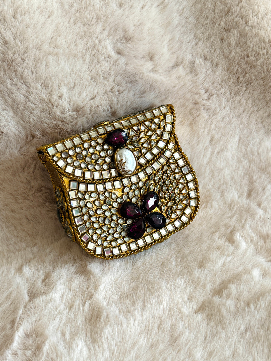 KUNDAN CLUTCH RANI