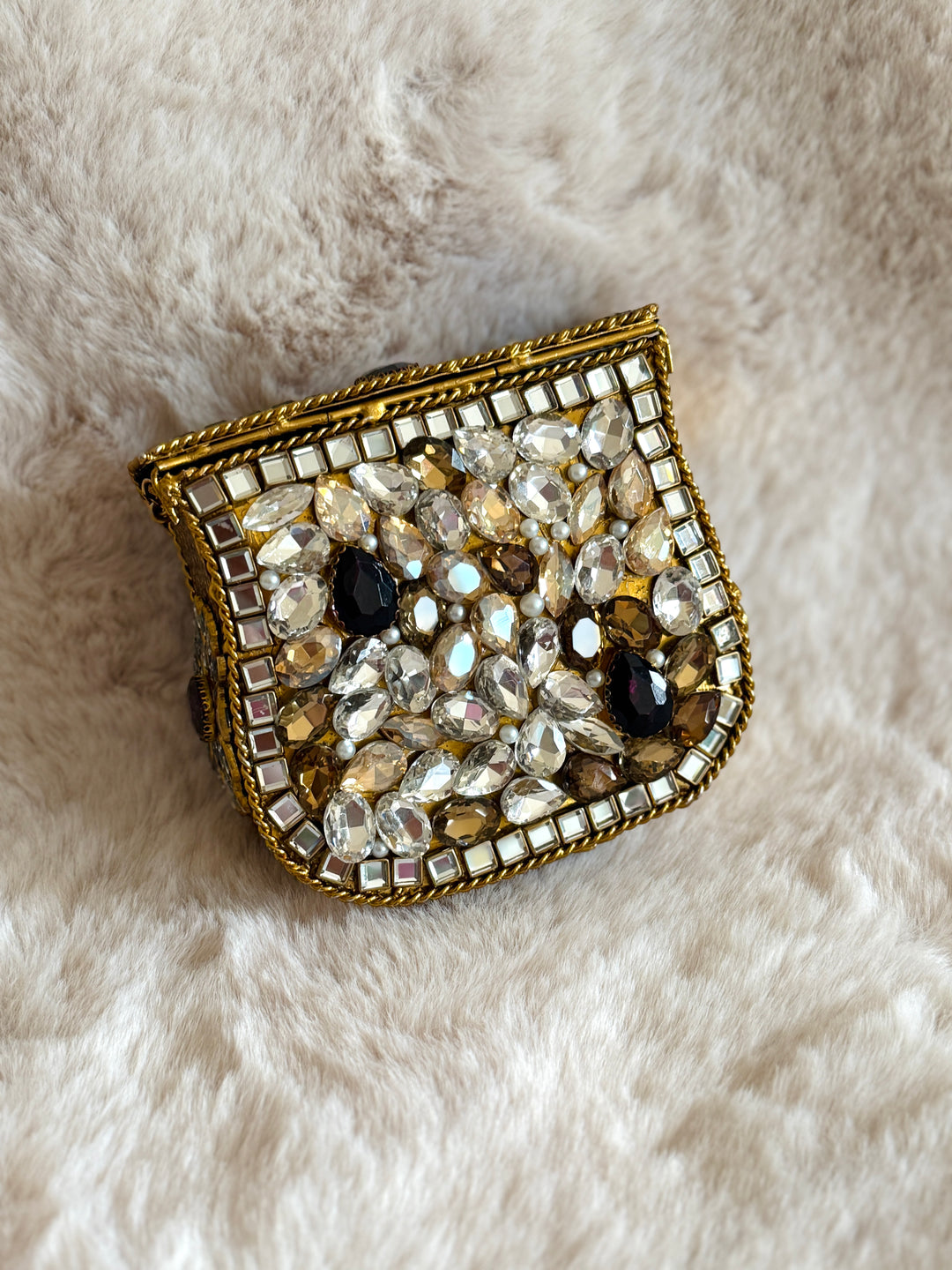 KUNDAN CLUTCH RANI