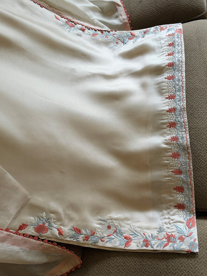 APPLIQUE EMBROIDERED SILK KAFTAN SFKF02