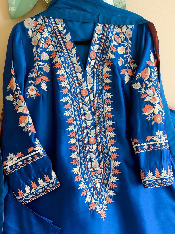APPLIQUE EMBROIDERED SILK KAFTAN SFKF01