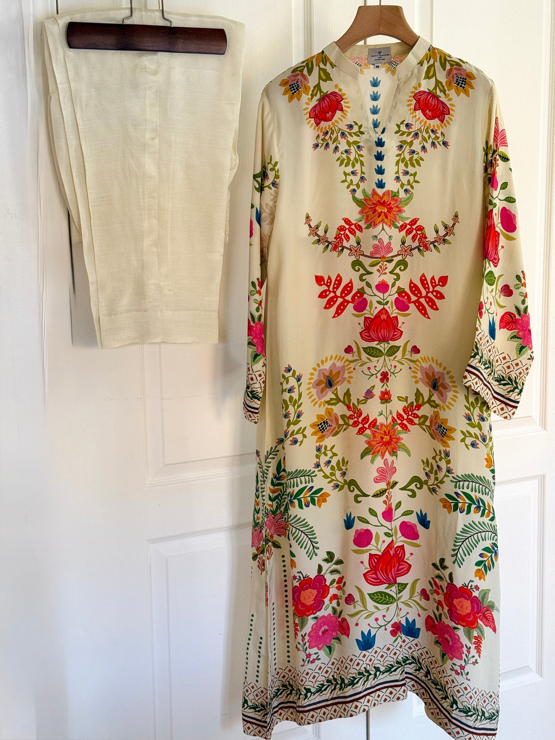 PURE CREPE SILK FUSION KAFTAN SFKF23