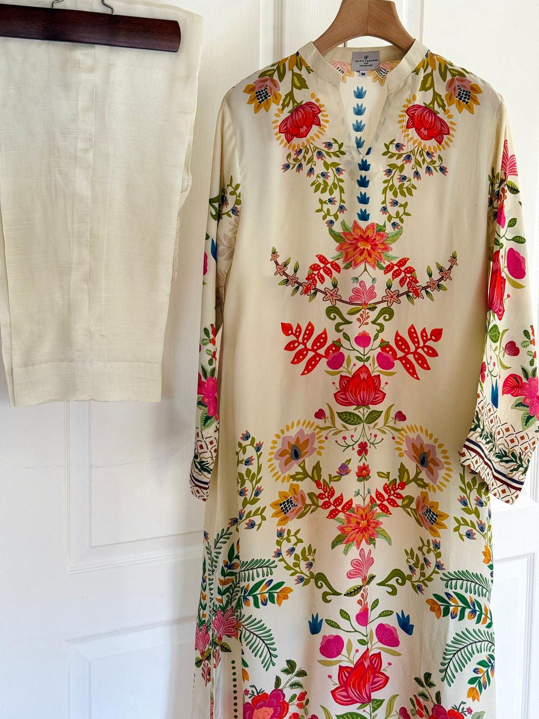 PURE CREPE SILK FUSION KAFTAN SFKF23