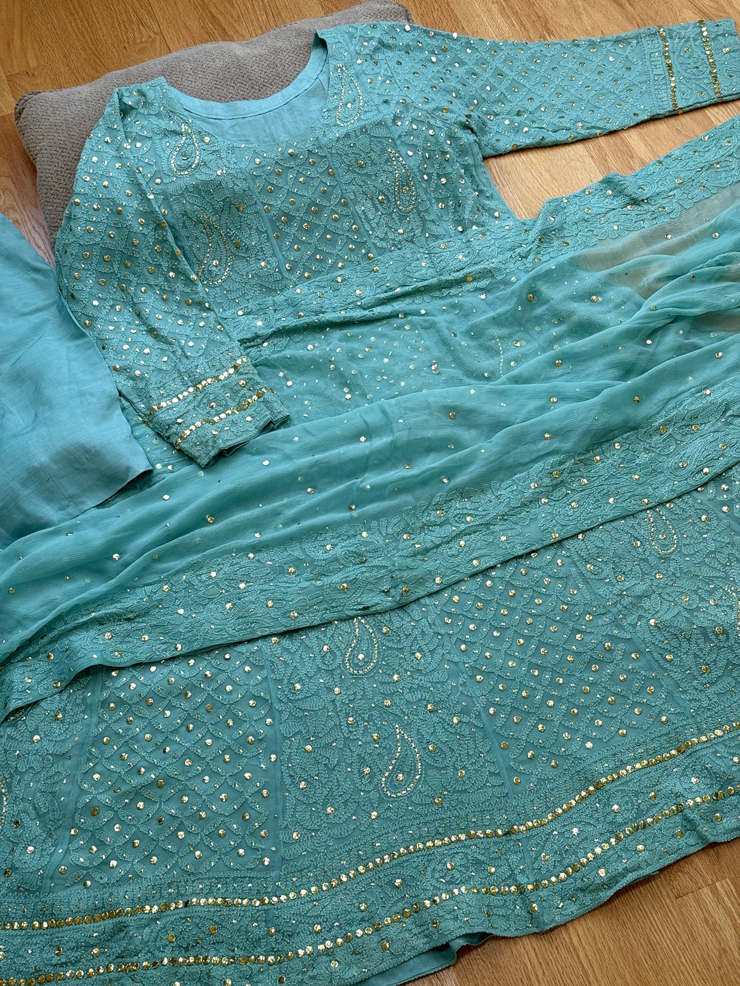 CHIKANKARI  MUKESH HEAVY FROCK CHSF05