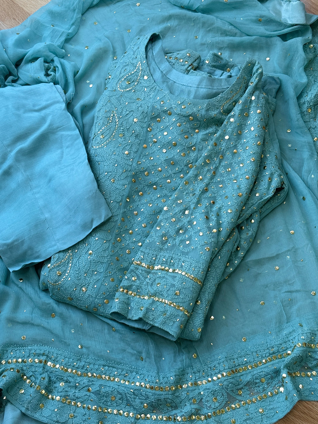 CHIKANKARI  MUKESH HEAVY FROCK CHSF05