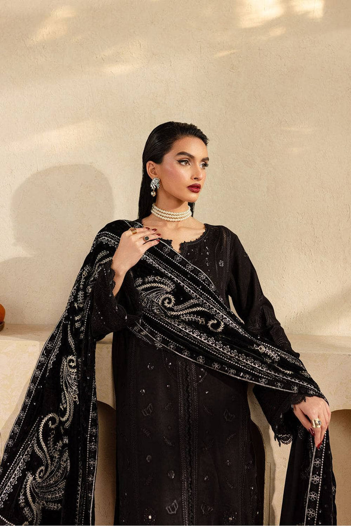 LINEN SUIT WITH EMBROIDERED VELVET DUPATTA VLSF02