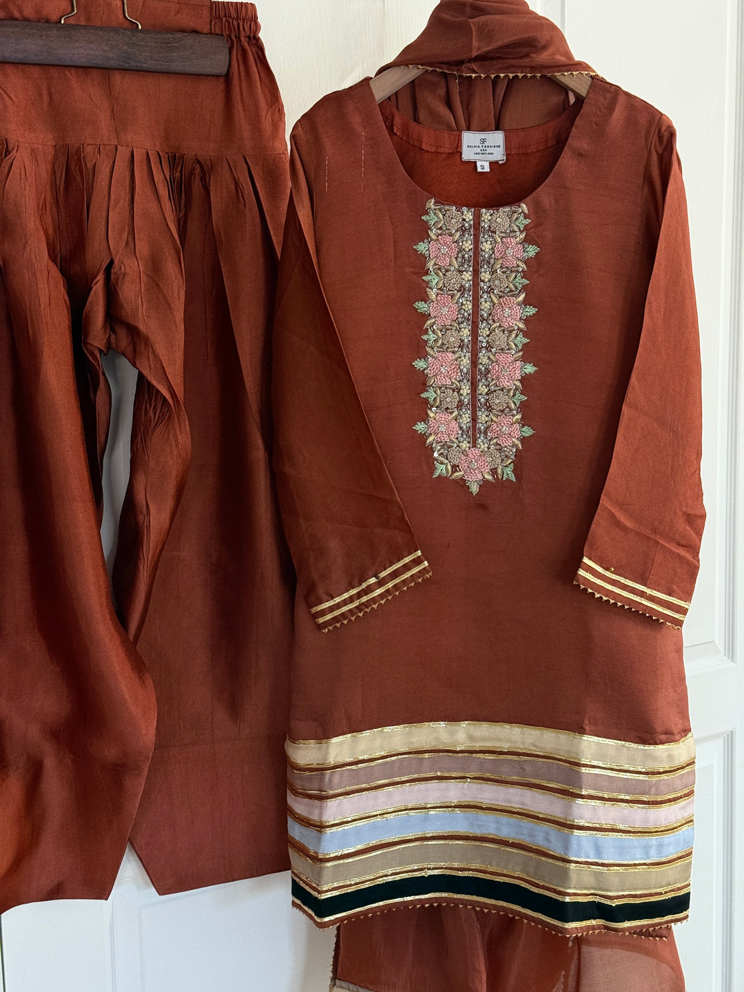 HAND EMBELLISHED PURE SILK FARSHI SHALWAR FRSH73