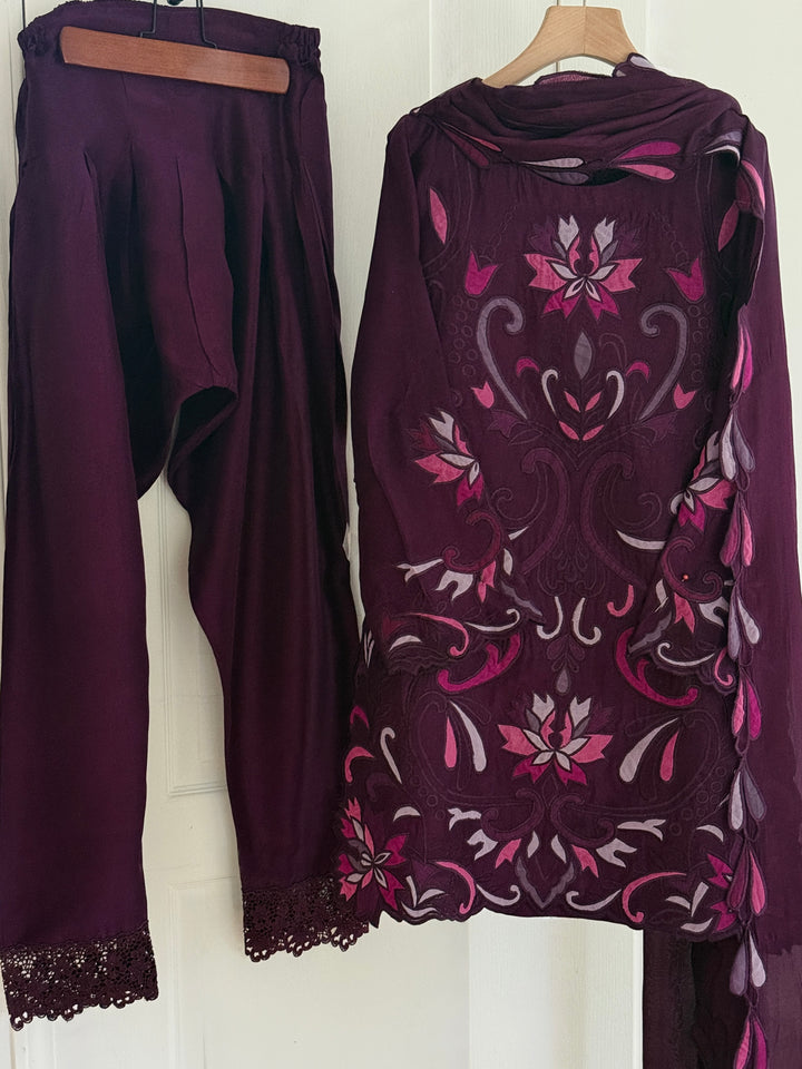 DRAPE DUPATTA EMBROIDERED SKINNY SHALWAR SET DPSF02