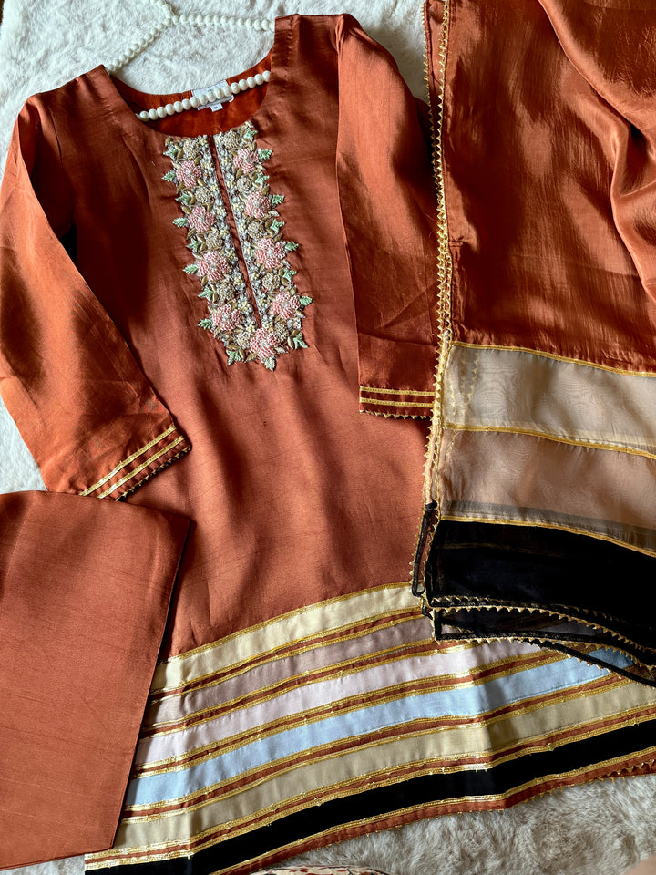 HAND EMBELLISHED PURE SILK FARSHI SHALWAR FRSH73
