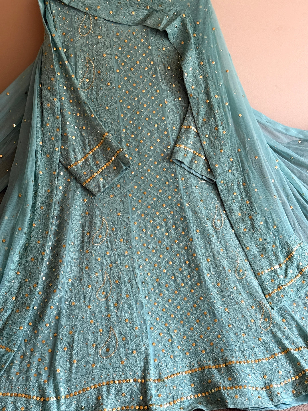 CHIKANKARI  MUKESH HEAVY FROCK CHSF05