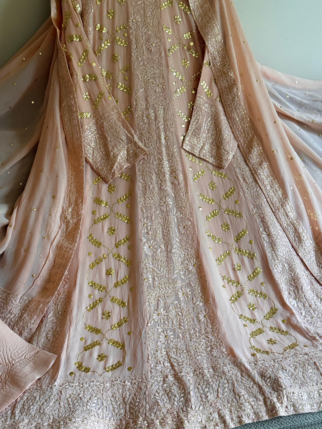 CHIKANKARI  MUKESH HEAVY FROCK CHSF07