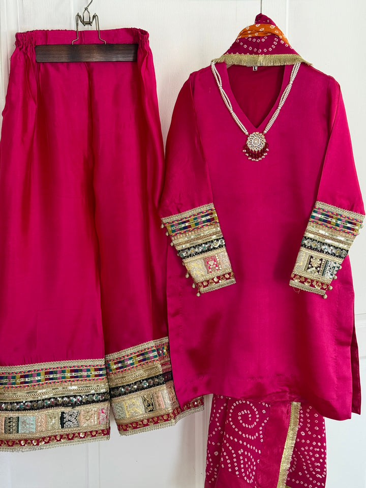 PARTYWEAR CHUNRI SUITS CHSF04