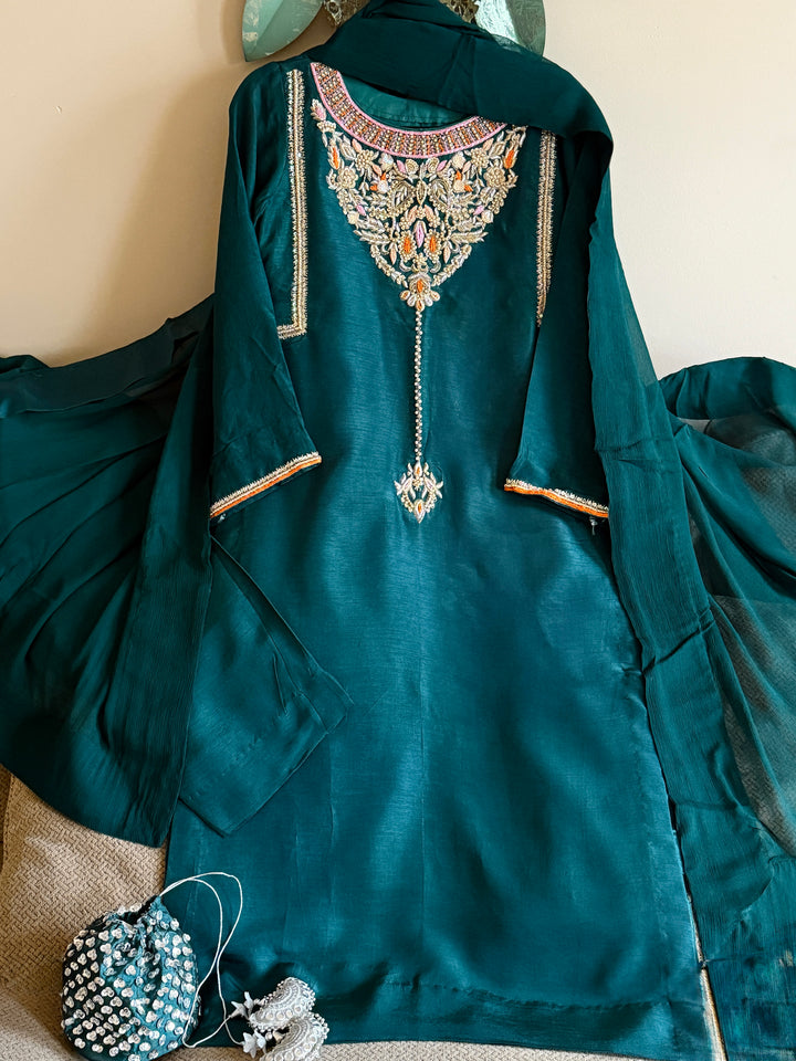 CUSTOM SERIES PARTYWEAR SUIT CSSF10