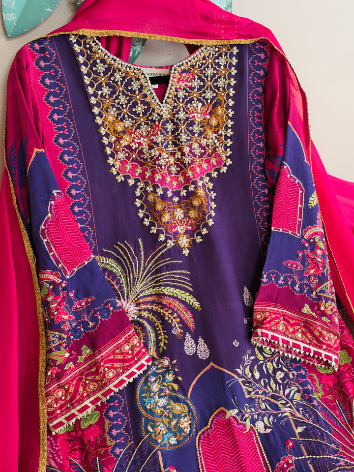 HANDWORK PURE CREPE SILK KAFTAN SET SFKF40