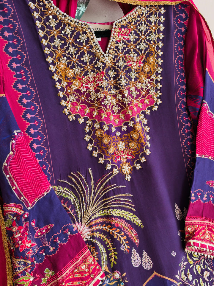 HANDWORK PURE CREPE SILK KAFTAN SET SFKF40