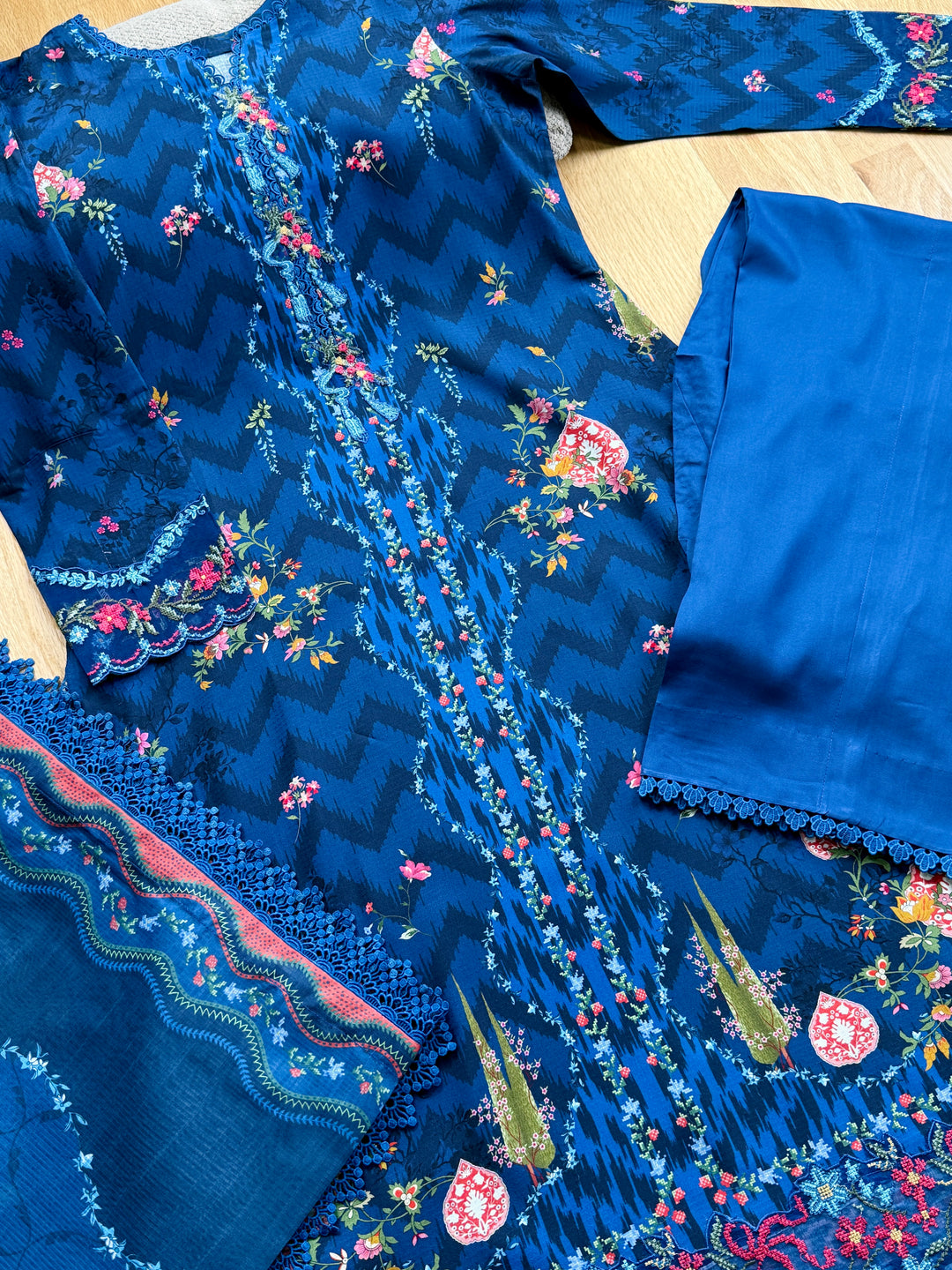 QALAMKAR WINTER COLLECTION MIREL B