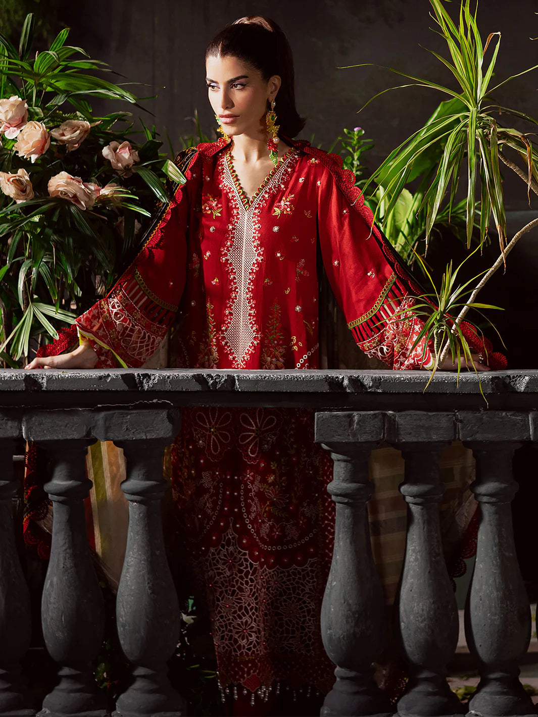 EMBROIDERED LINEN SUIT WITH PALACHI DUPATTA PLSF10