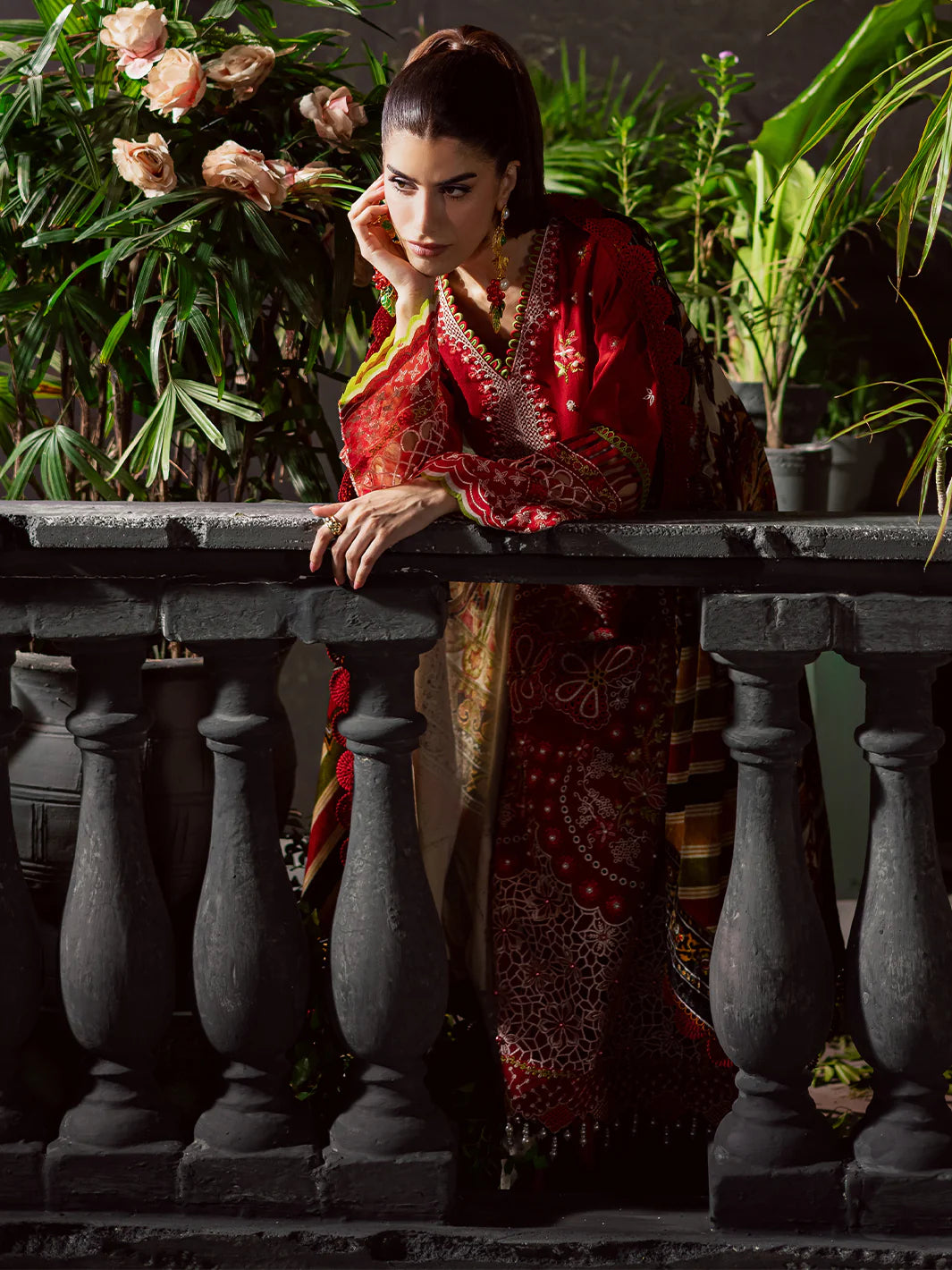 EMBROIDERED LINEN SUIT WITH PALACHI DUPATTA PLSF10