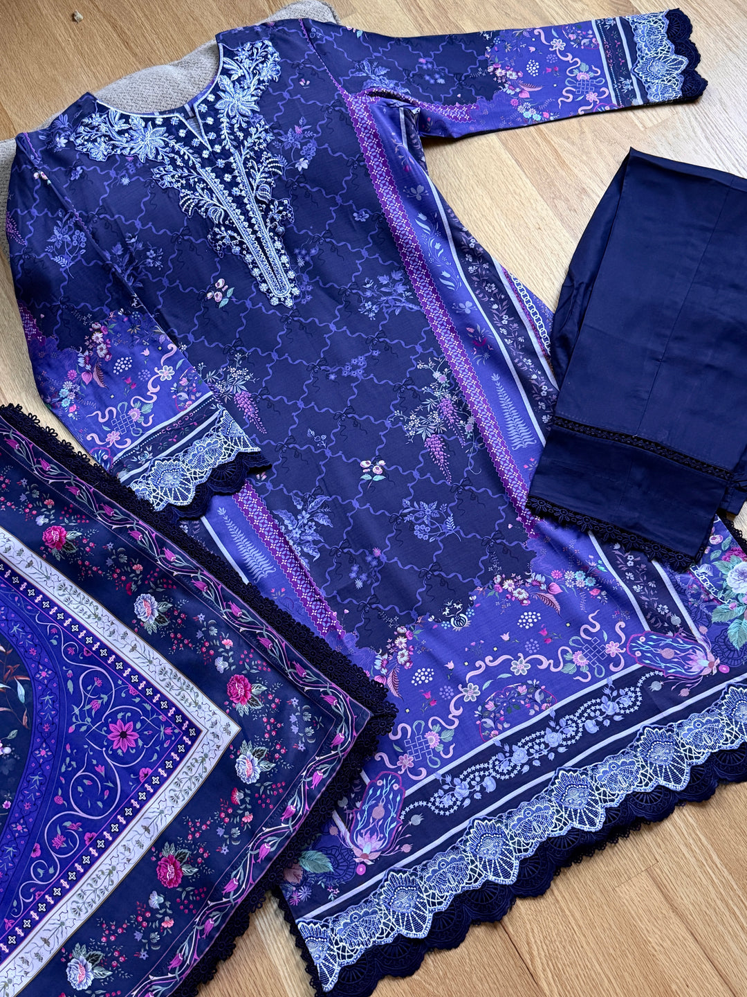 QALAMKAR WINTER COLLECTION VANNA