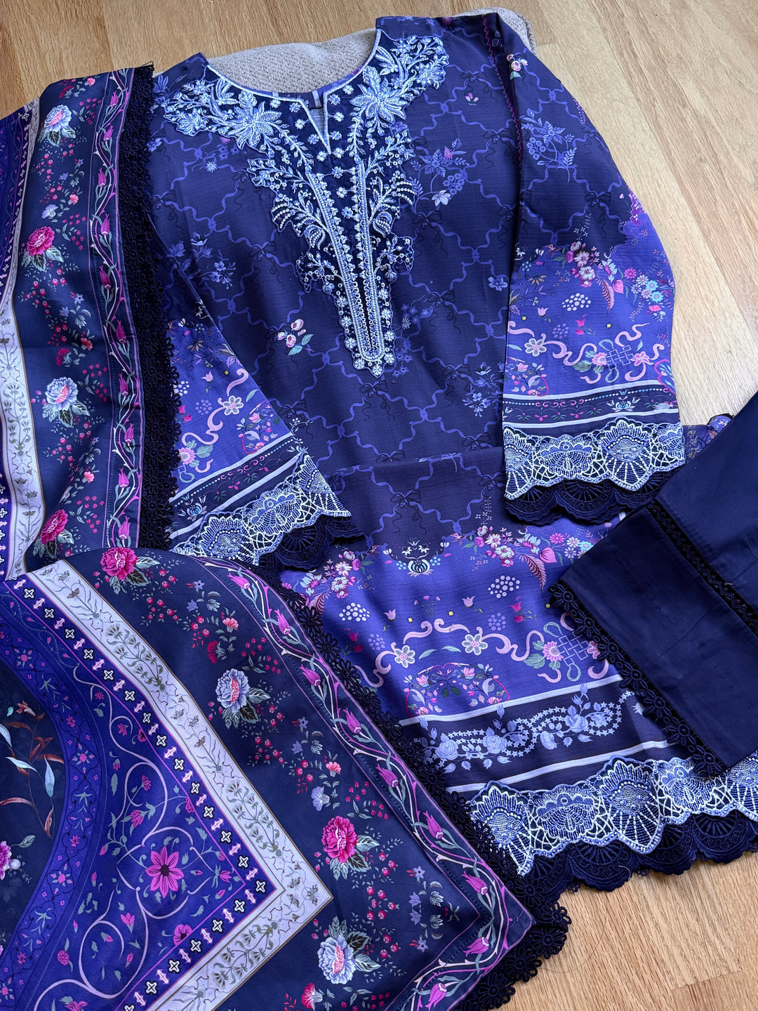 QALAMKAR WINTER COLLECTION VANNA