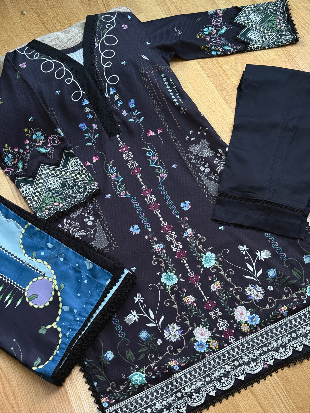 QALAMKAR WINTER COLLECTION SKYE