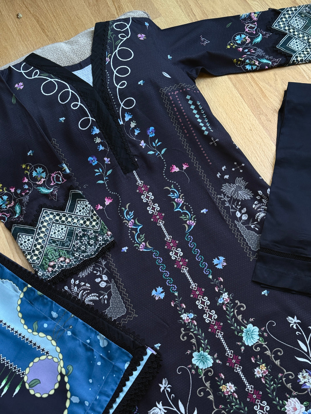 QALAMKAR WINTER COLLECTION SKYE