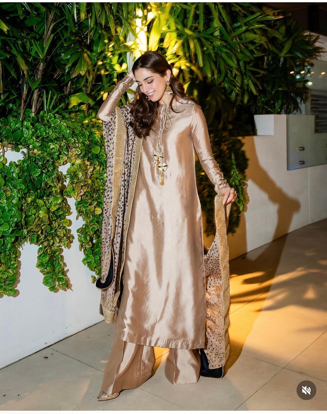 PURE SILK MUKESH CHUNRI SUIT(CUSTOM SERIES) SFCH01