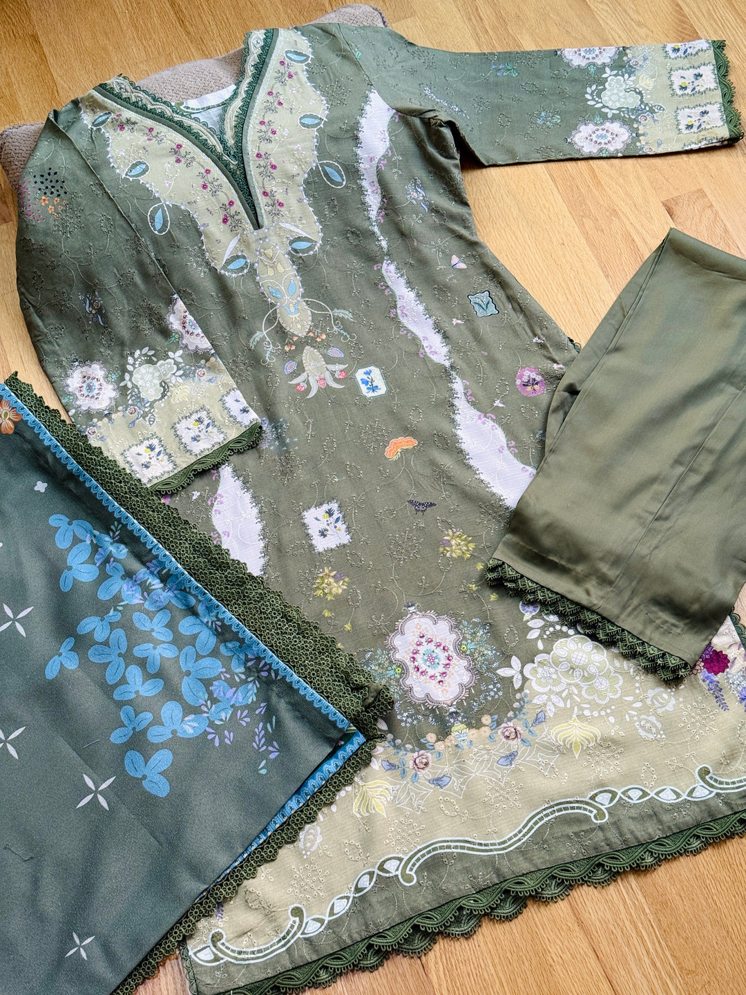 QALAMKAR WINTER COLLECTION KHANZA