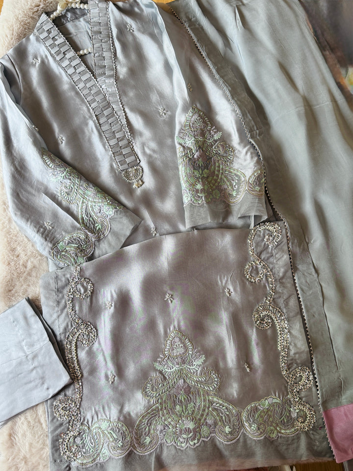 HEAVY PURE SILK CUSTOM PARTYWEAR MUSF11