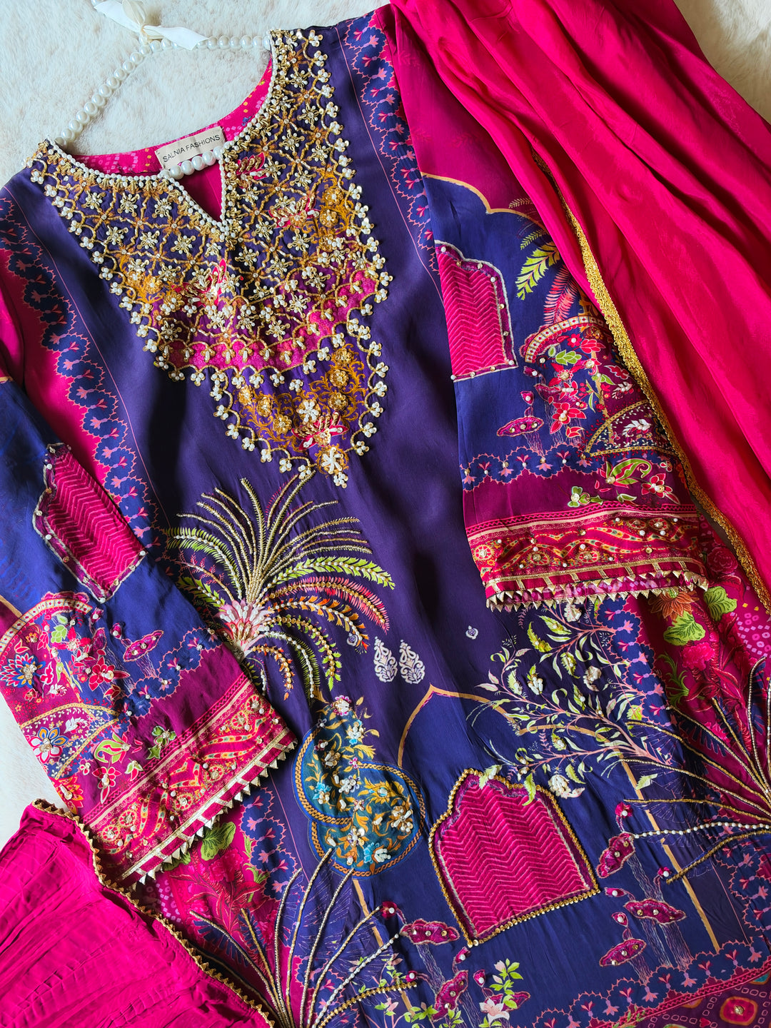 HANDWORK PURE CREPE SILK KAFTAN SET SFKF40