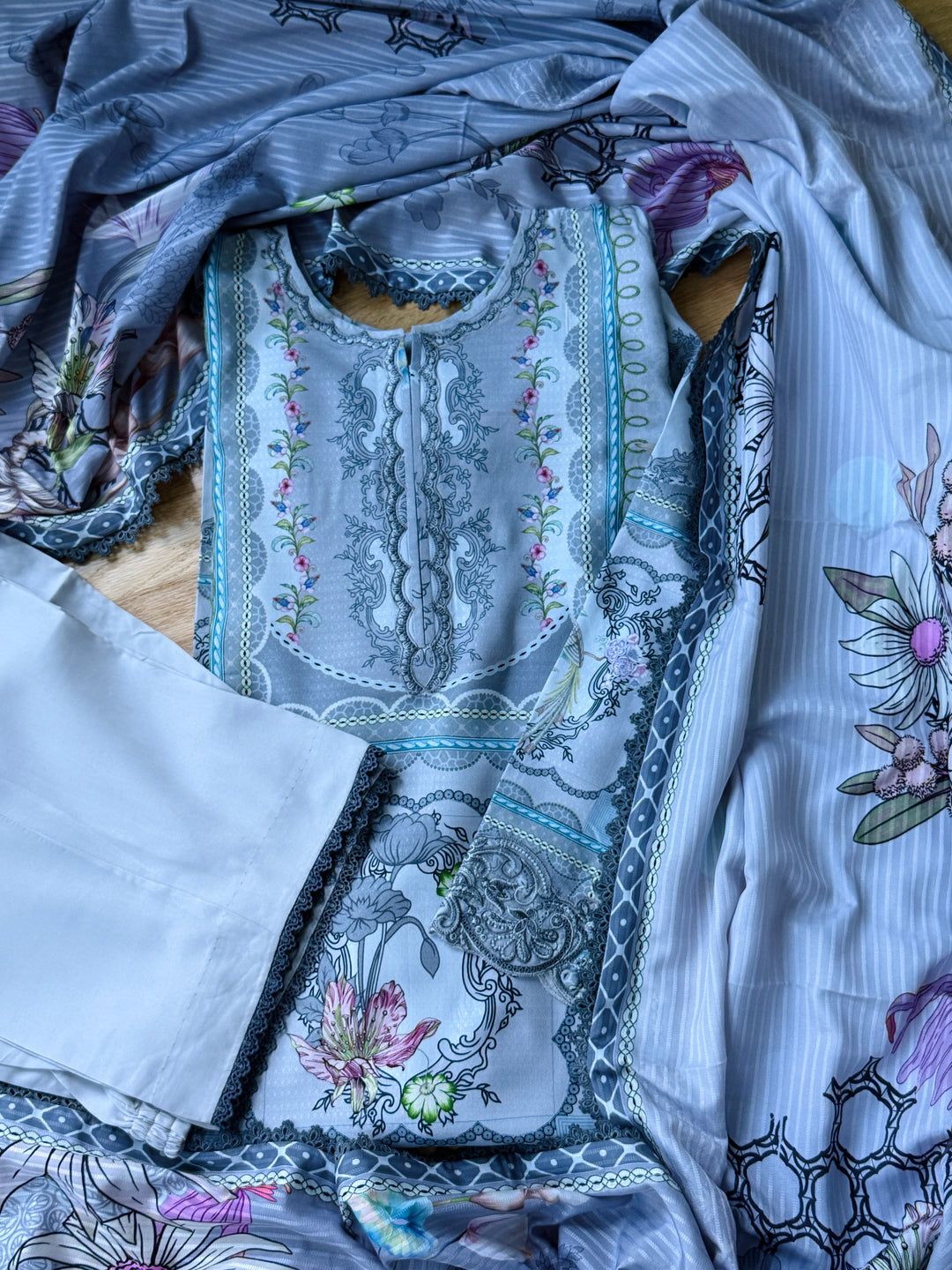 QALAMKAR WINTER COLLECTION MARLA