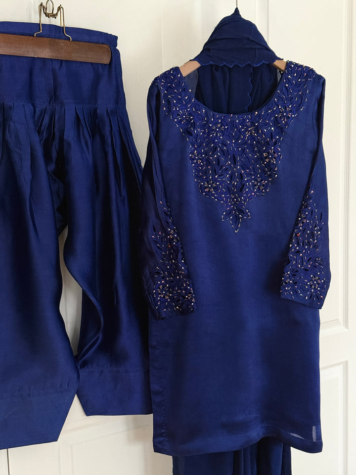 EMBROIDERED CUTWORK PURE SILK FARSHI SHALWAR FRSH17