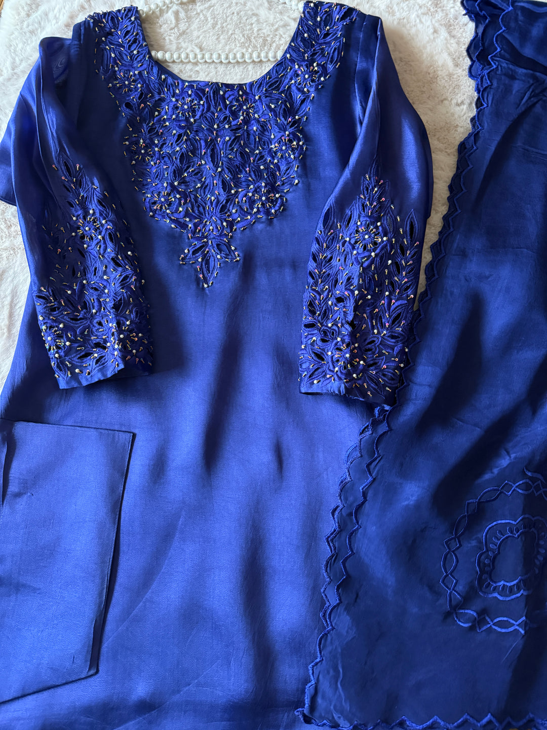 EMBROIDERED CUTWORK PURE SILK FARSHI SHALWAR FRSH17