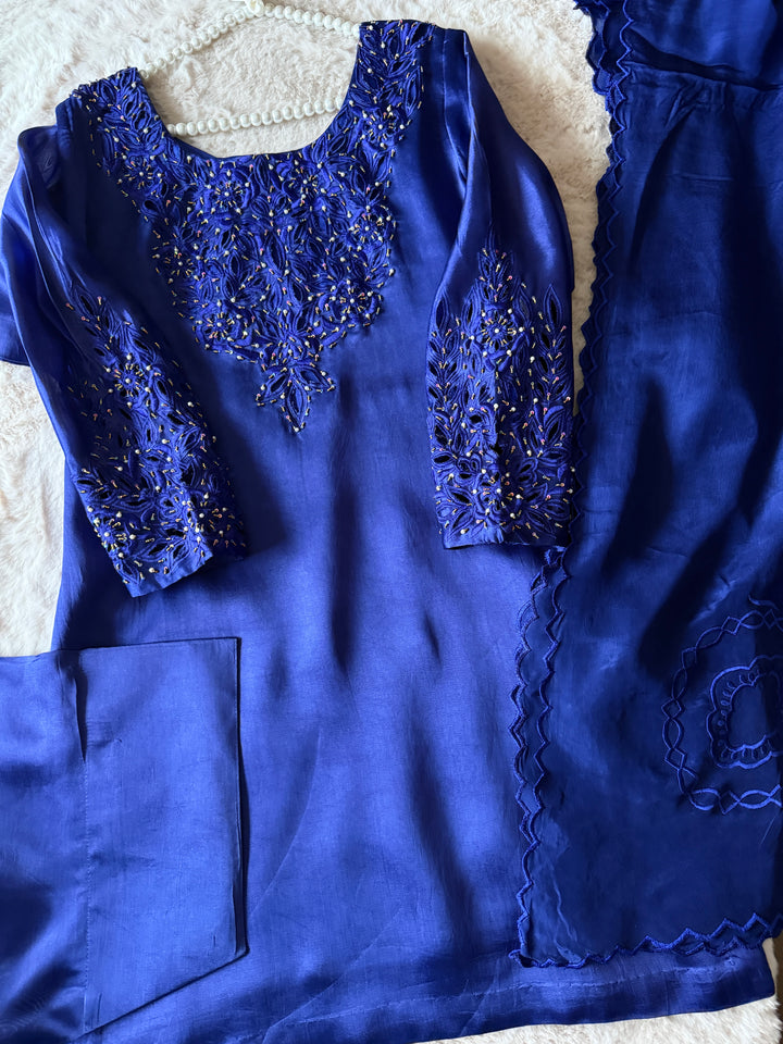 EMBROIDERED CUTWORK PURE SILK FARSHI SHALWAR FRSH17