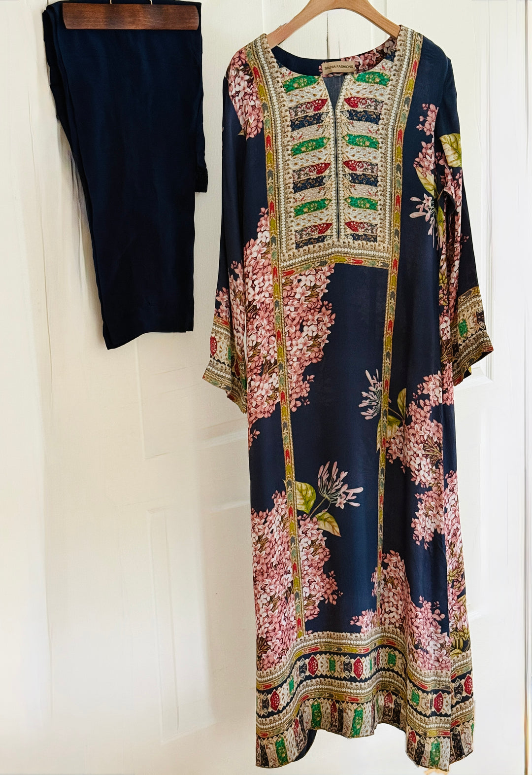 PURE CREPE SILK FUSION KAFTAN SFKF02