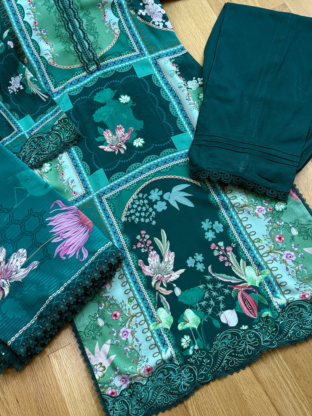 QALAMKAR WINTER COLLECTION ANIKA